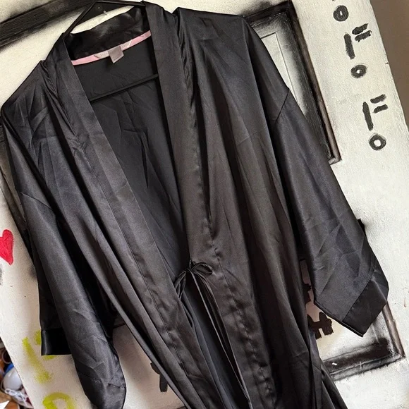 Victoria's Secret Black Satin Robe - Picture 6 of 9